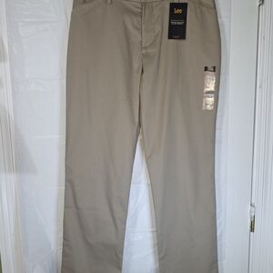Women's Chinos in Light Khaki (NWT)